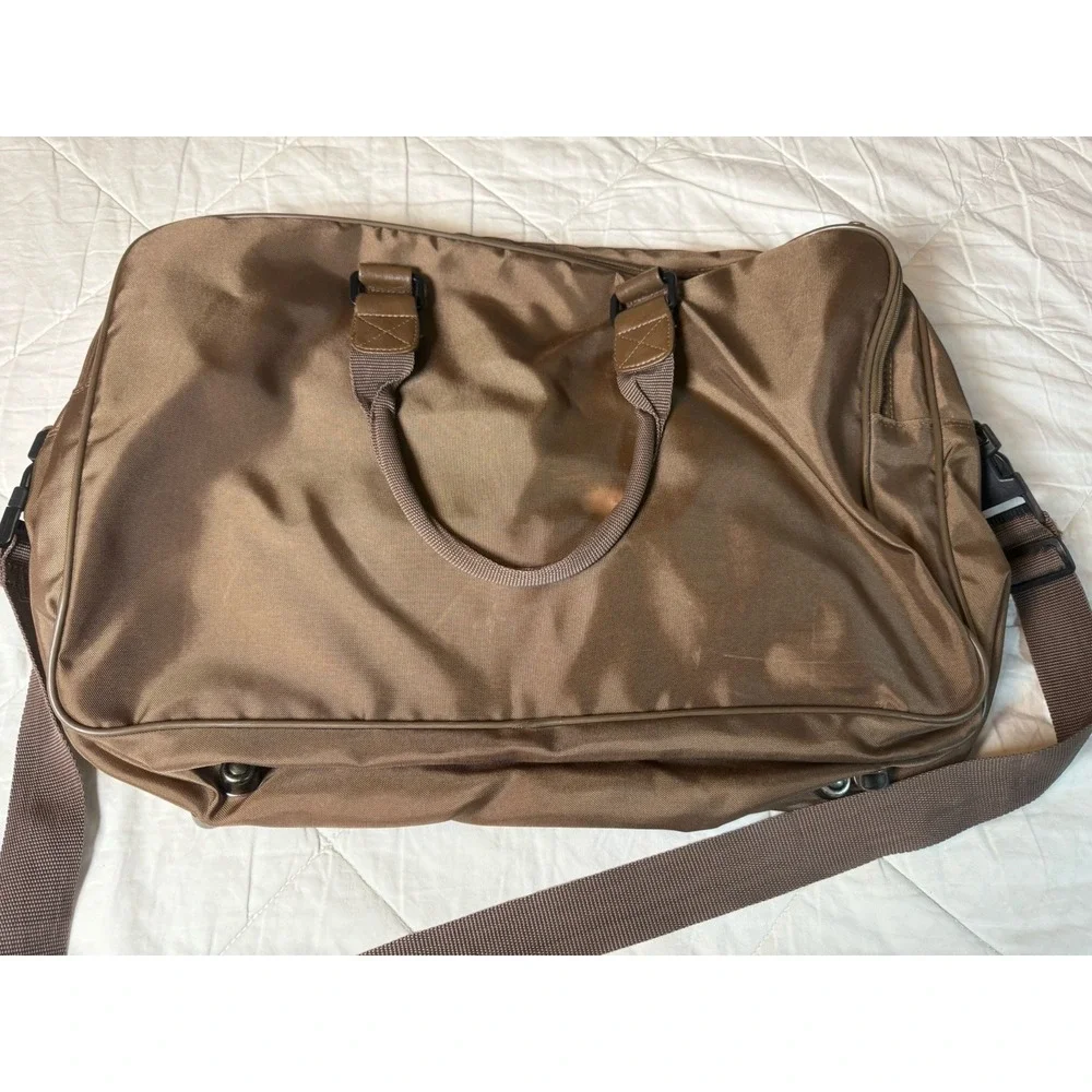 Verdi Brown Nylon Duffel Carry On Travel Bag w/ Shoulder‎ Strap & Duffle Bag (2)